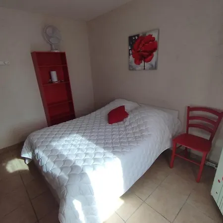 Chambre D Hotes En Provence, Au Pied Du Luberon, Les Coquelicots La Tour-d'Aigues Exterior photo