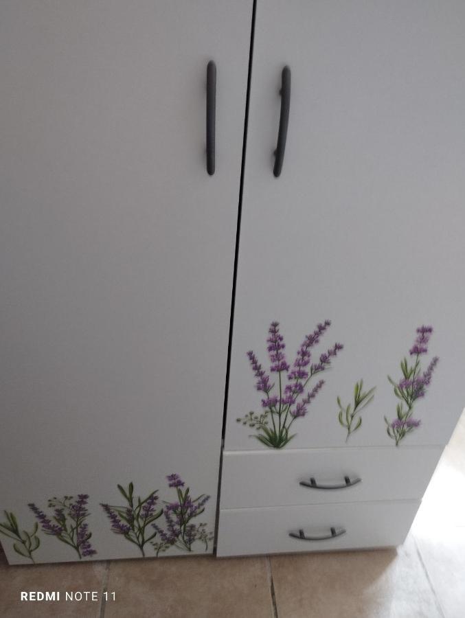 D Hotes En Provence, Au Pied Du Luberon, Les Coquelicots Homestay