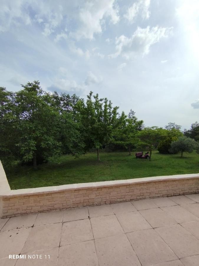 D Hotes En Provence, Au Pied Du Luberon, Les Coquelicots Homestay La Tour-d'Aigues