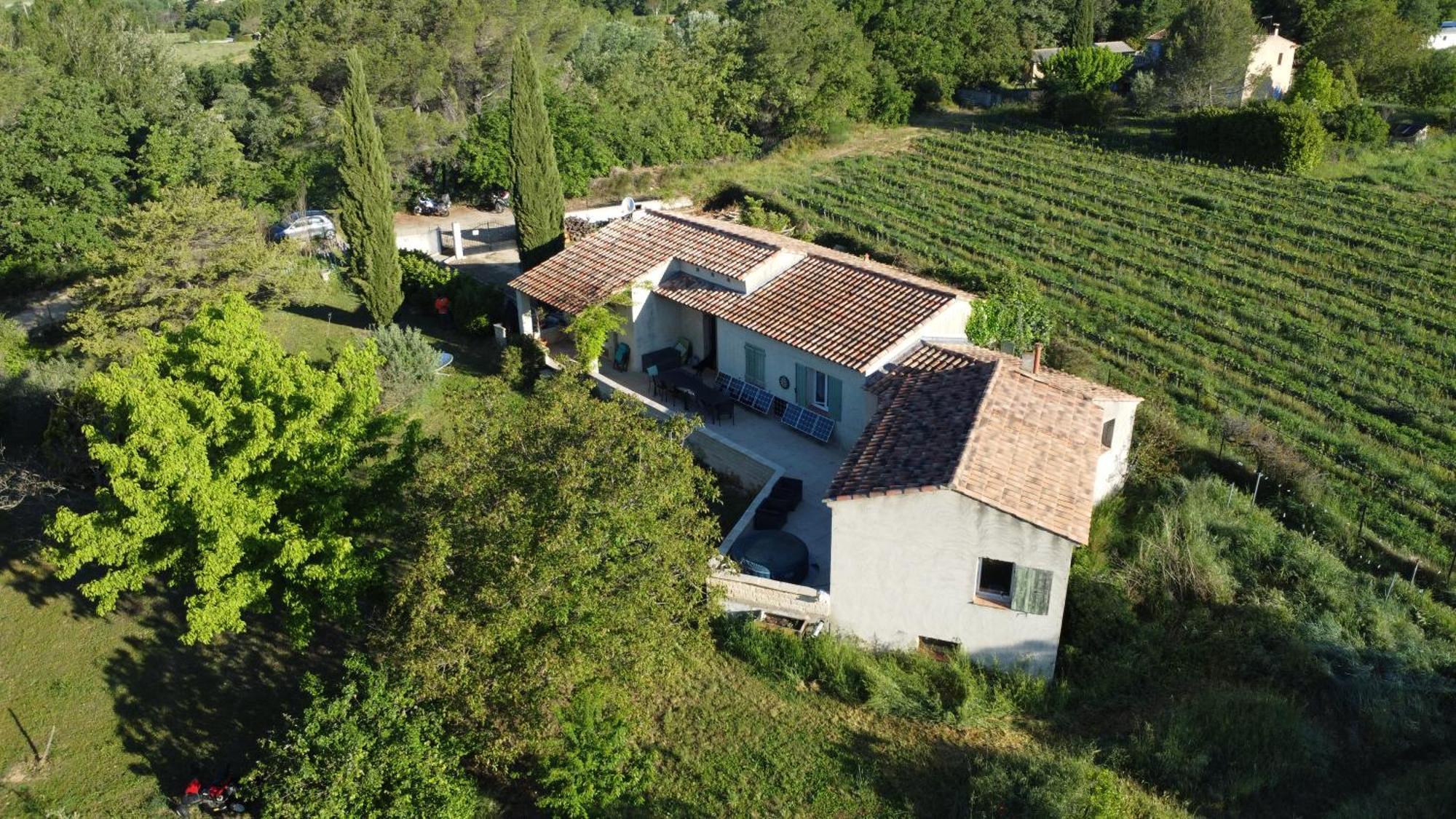 D Hotes En Provence, Au Pied Du Luberon, Les Coquelicots Homestay *